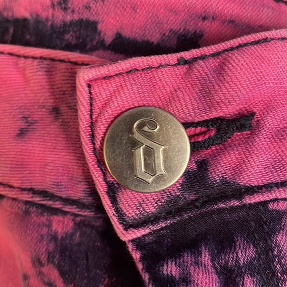 Decree Hot Pink Denim Stonewashed Cutoffs S:11 Excellent Condition - Picture 7 of 7